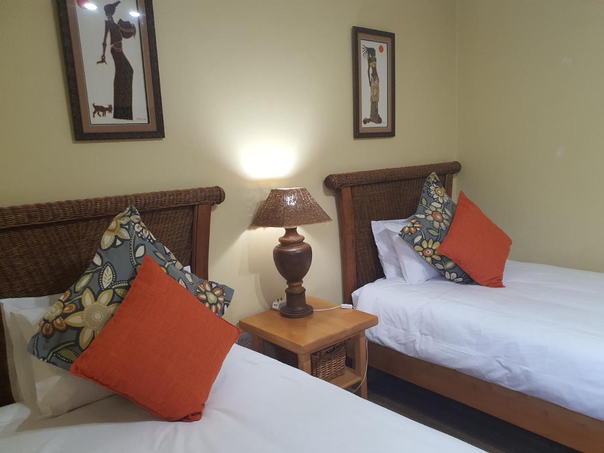 Selati 103 Guest Cottages Malalane Kültér fotó