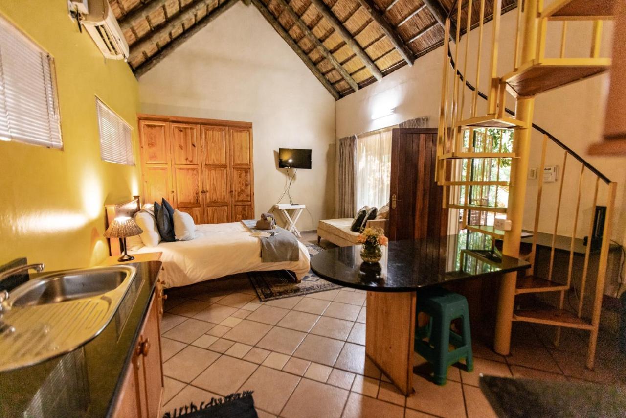 Selati 103 Guest Cottages Malalane Kültér fotó