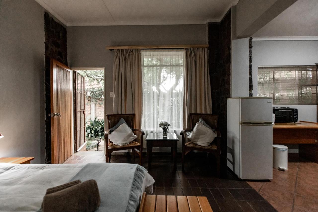 Selati 103 Guest Cottages Malalane Kültér fotó