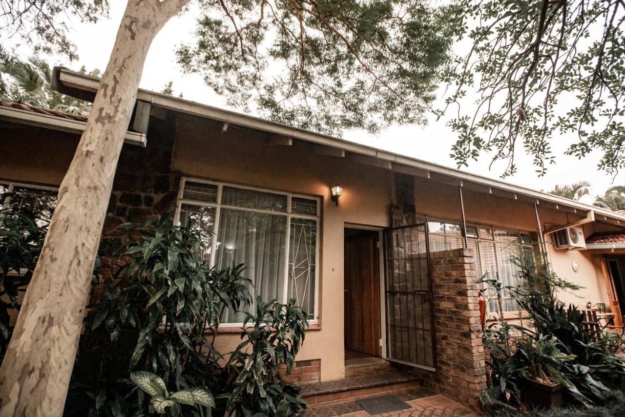 Selati 103 Guest Cottages Malalane Kültér fotó