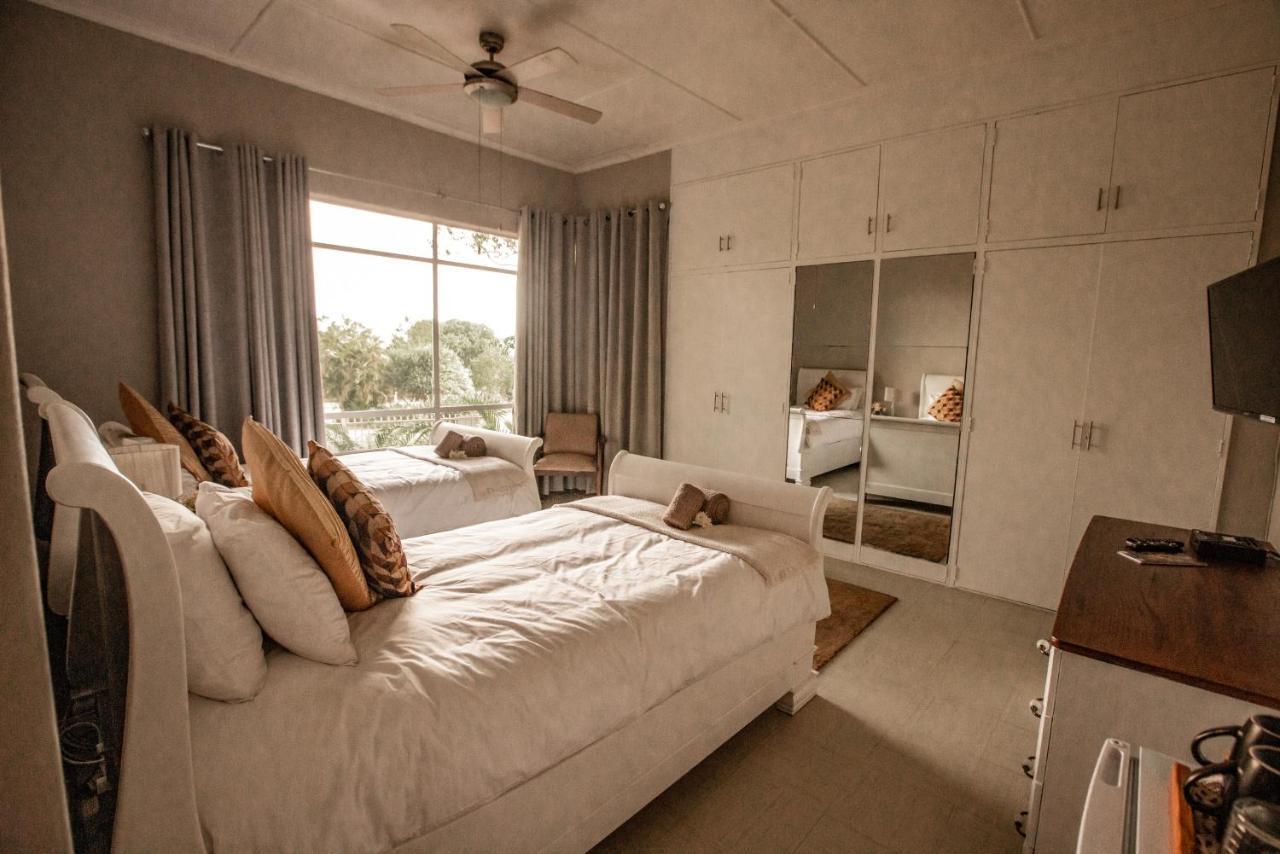 Selati 103 Guest Cottages Malalane Kültér fotó